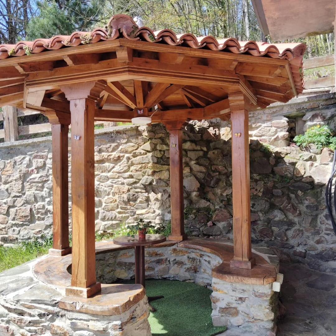 Hotel El Nuevo Semellon Aceptamos Mascotas Tineo Exteriör bild